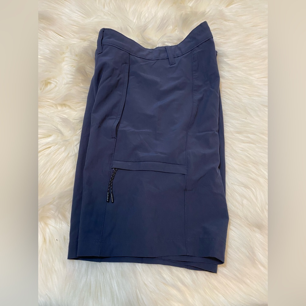 Men's Navy Cargo Shorts - Picture 5 of 6